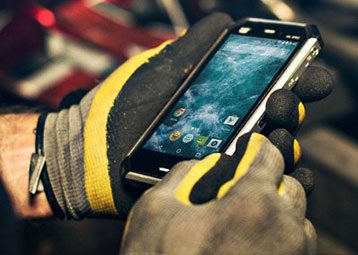 cat phones for mobile field service